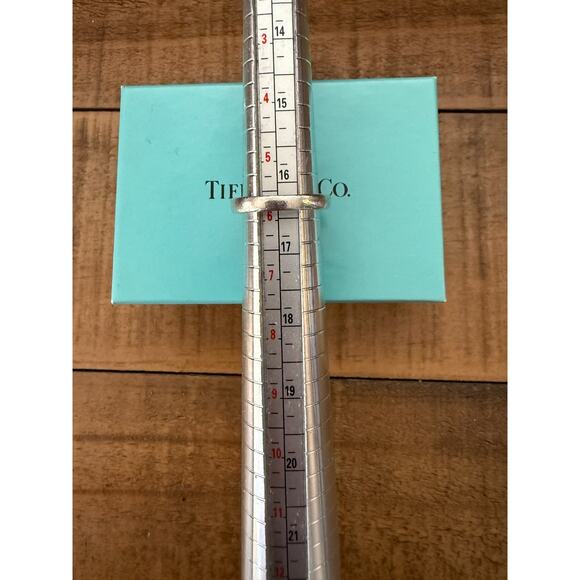 Tiffany & Co. 925 Silver Paloma Picasso Loving Heart Ring Size 6 W/Box - Picture 9 of 9